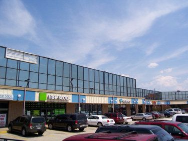 Pontchartrain Place Shopping Center and Office Building: 3501 Severn Avenue, Metairie, LA 70002